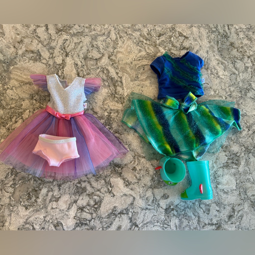 2 Wellie Wishers Outfits